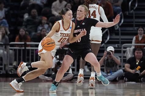 March Madness: Van Lith and Louisville pummel Texas